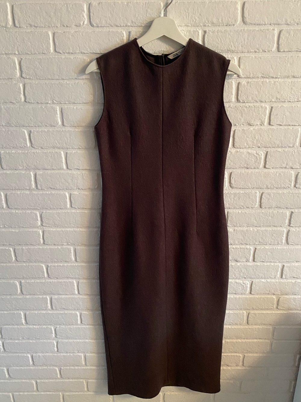 Zara Wool Sleeveless Olive Green Midi Sheath Dress